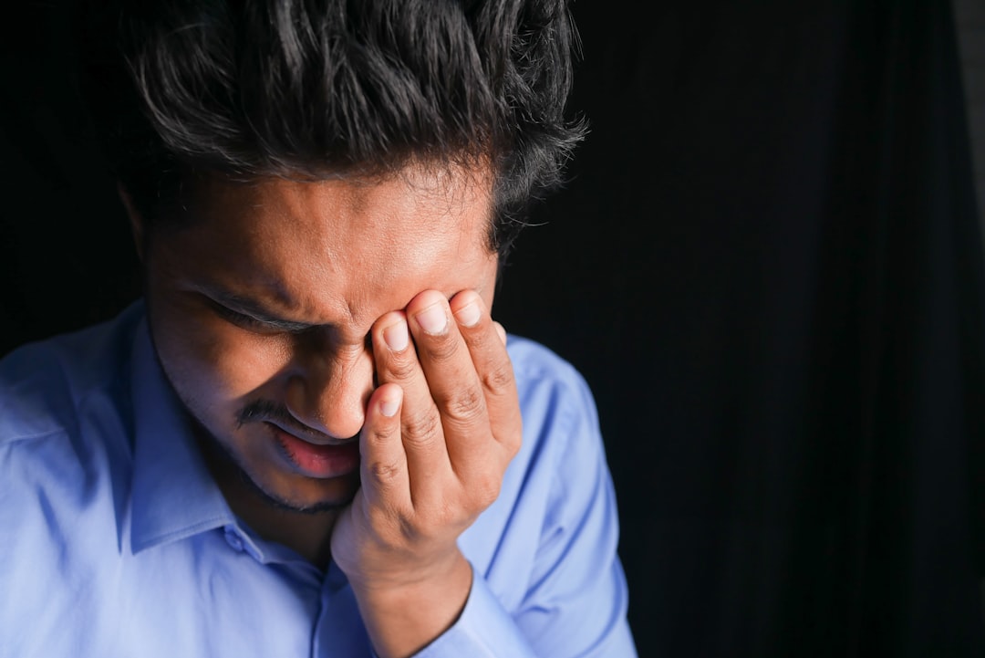 Vez eye’s/pain/oneself/4 Eye Pain: Common Causes and Treatment